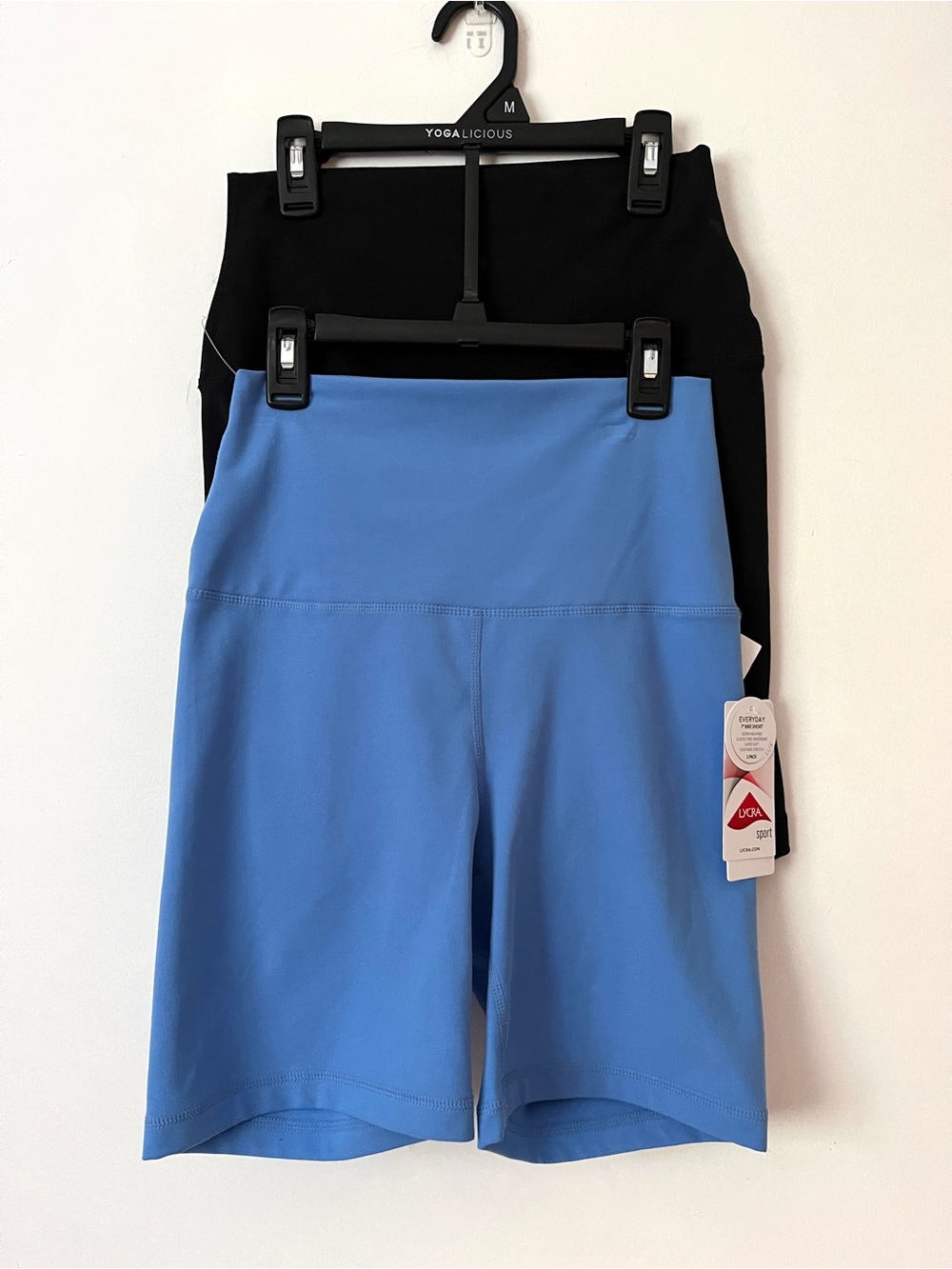 New Yogalicious Women’s Lux Everyday 7” High Rise Bike Shorts – Size M (2-Pack)